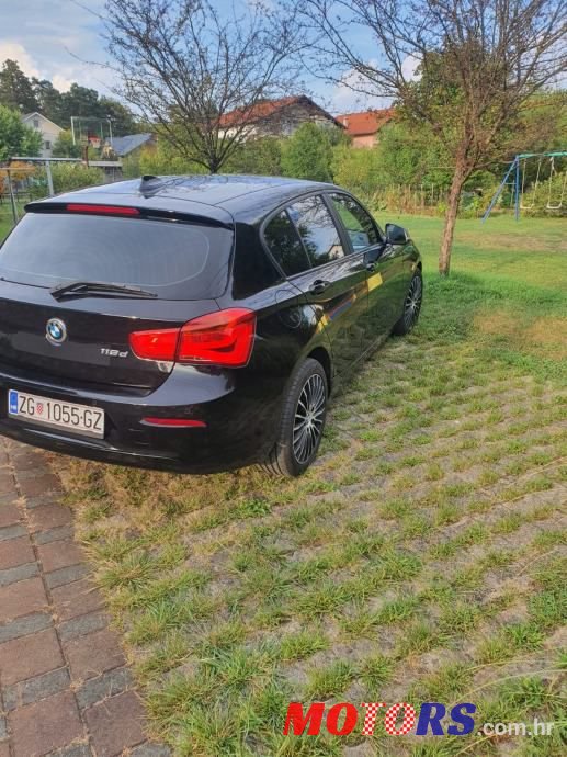 2017' BMW Serija 1 116D photo #4