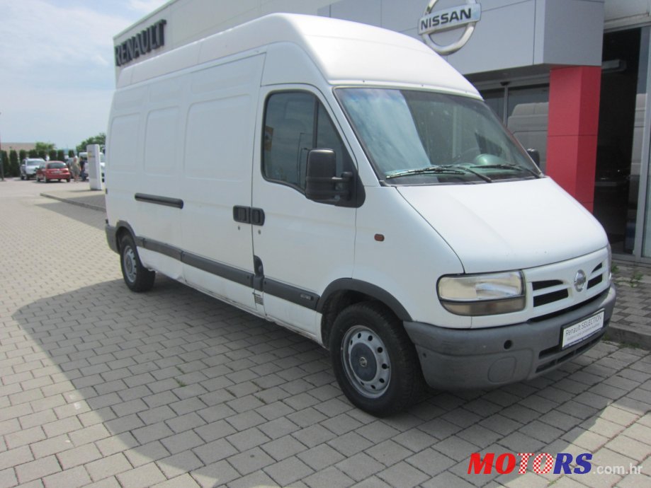 2002' Nissan Interstar 2.5 dci photo #1