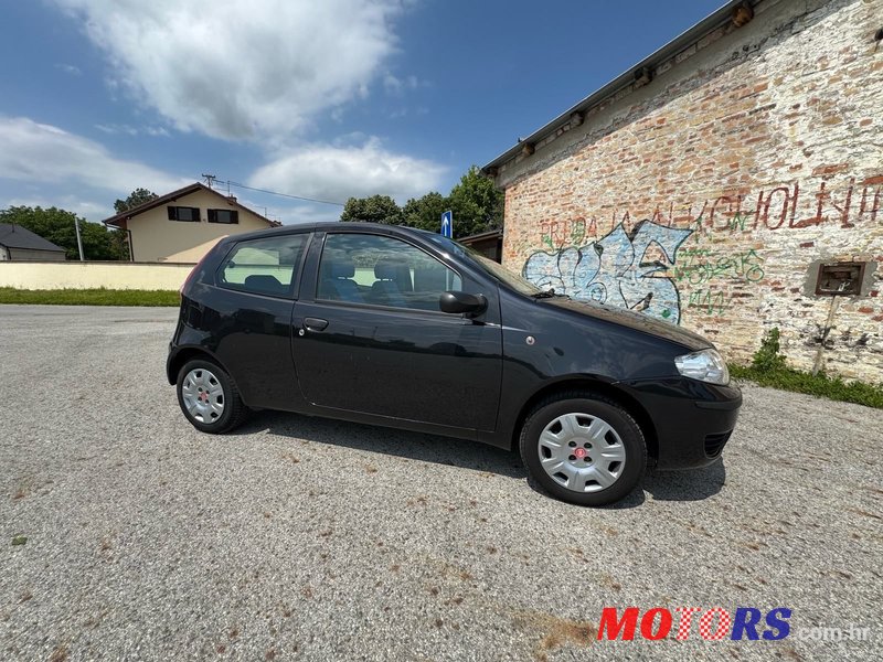 2004' Fiat Punto 1,2 16V photo #1