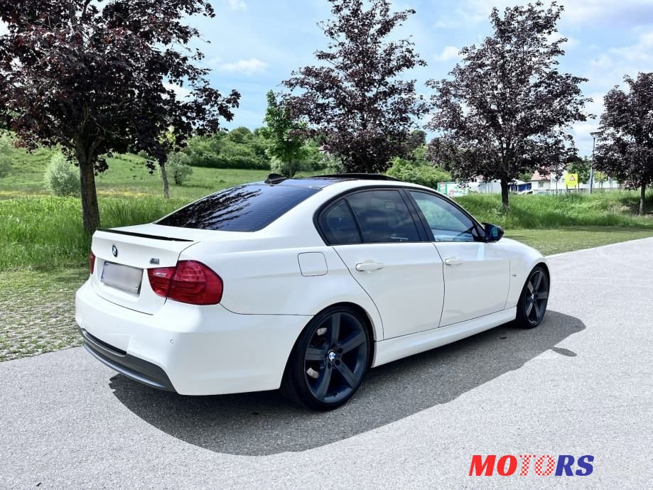 2010' BMW Serija 3 318D photo #6