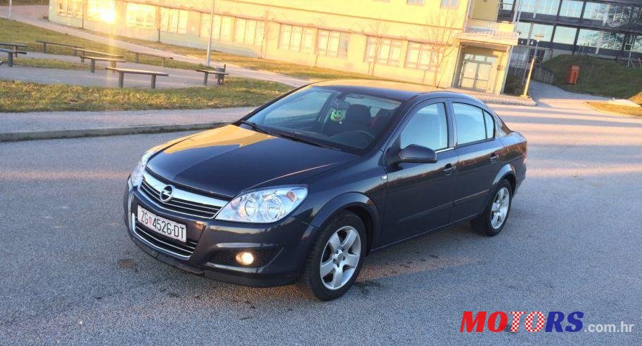 2008' Opel Astra 1,7 Cdti photo #1