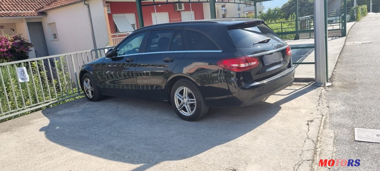 2016' Mercedes-Benz C-Klasa Karavan photo #1