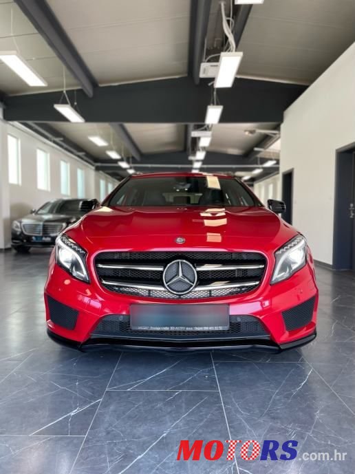 2017' Mercedes-Benz GLA photo #2