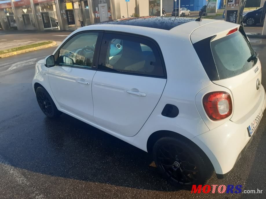 2015' Smart Forfour 1.0 photo #4