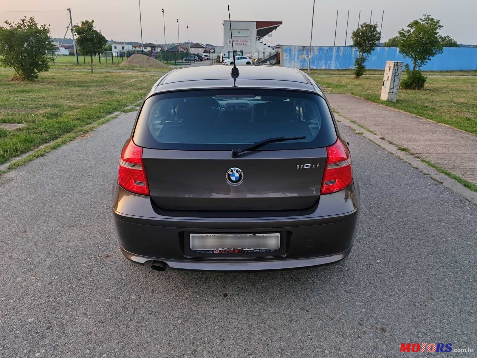 2009' BMW Serija 1 116D photo #5