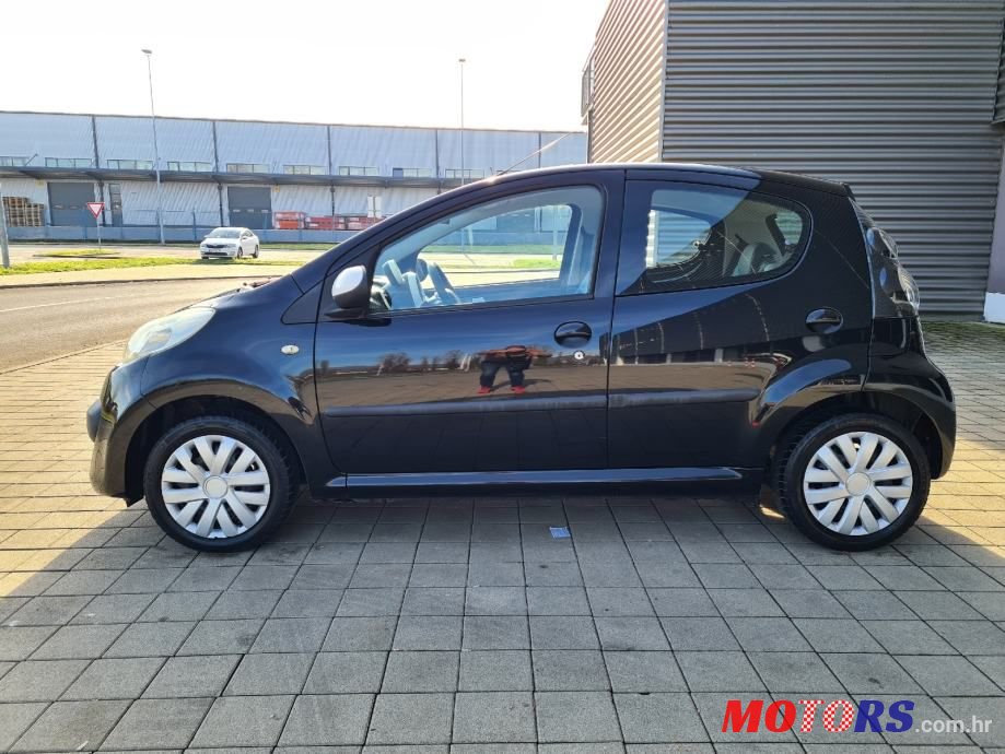2009' Citroen C1 1,0 photo #2