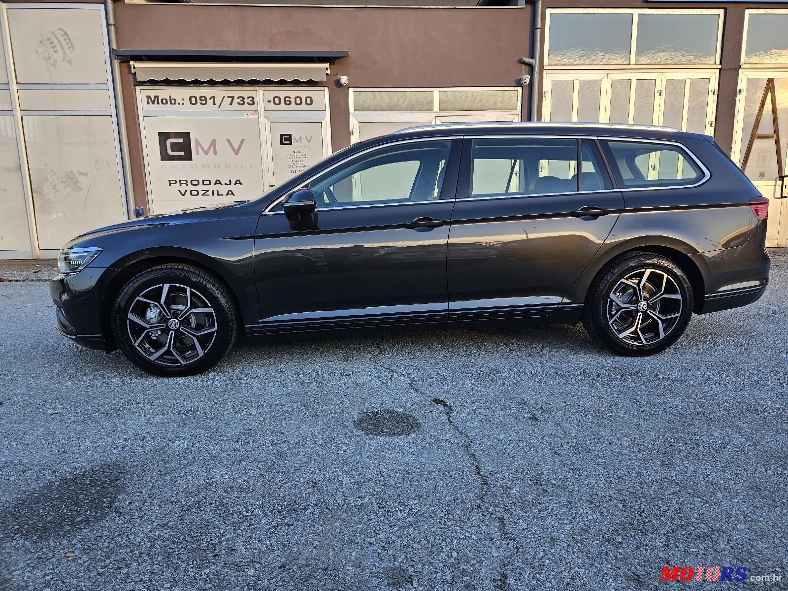2021' Volkswagen Passat Variant photo #5