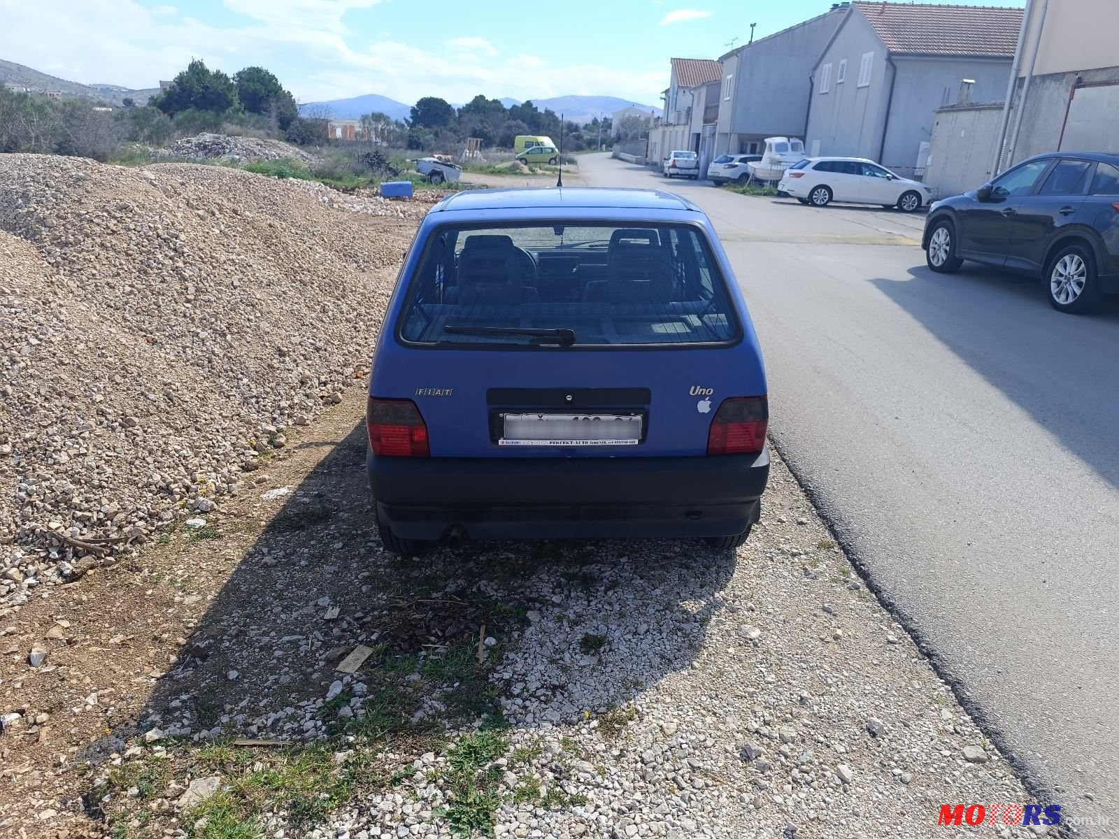 1999' Fiat Uno 1,0 photo #1