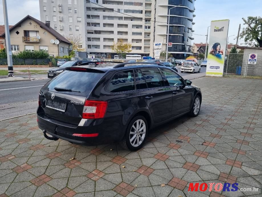 2016' Skoda Octavia Combi photo #4