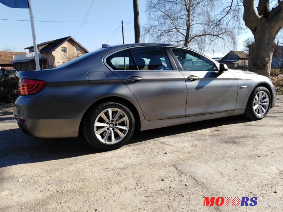 2014' BMW Serija 5 518D photo #2