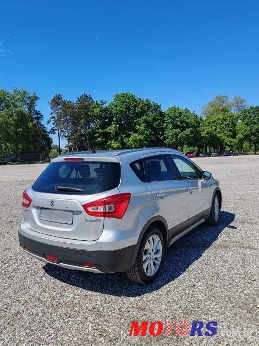 2018' Suzuki SX4 S-Cross 1.0 photo #5