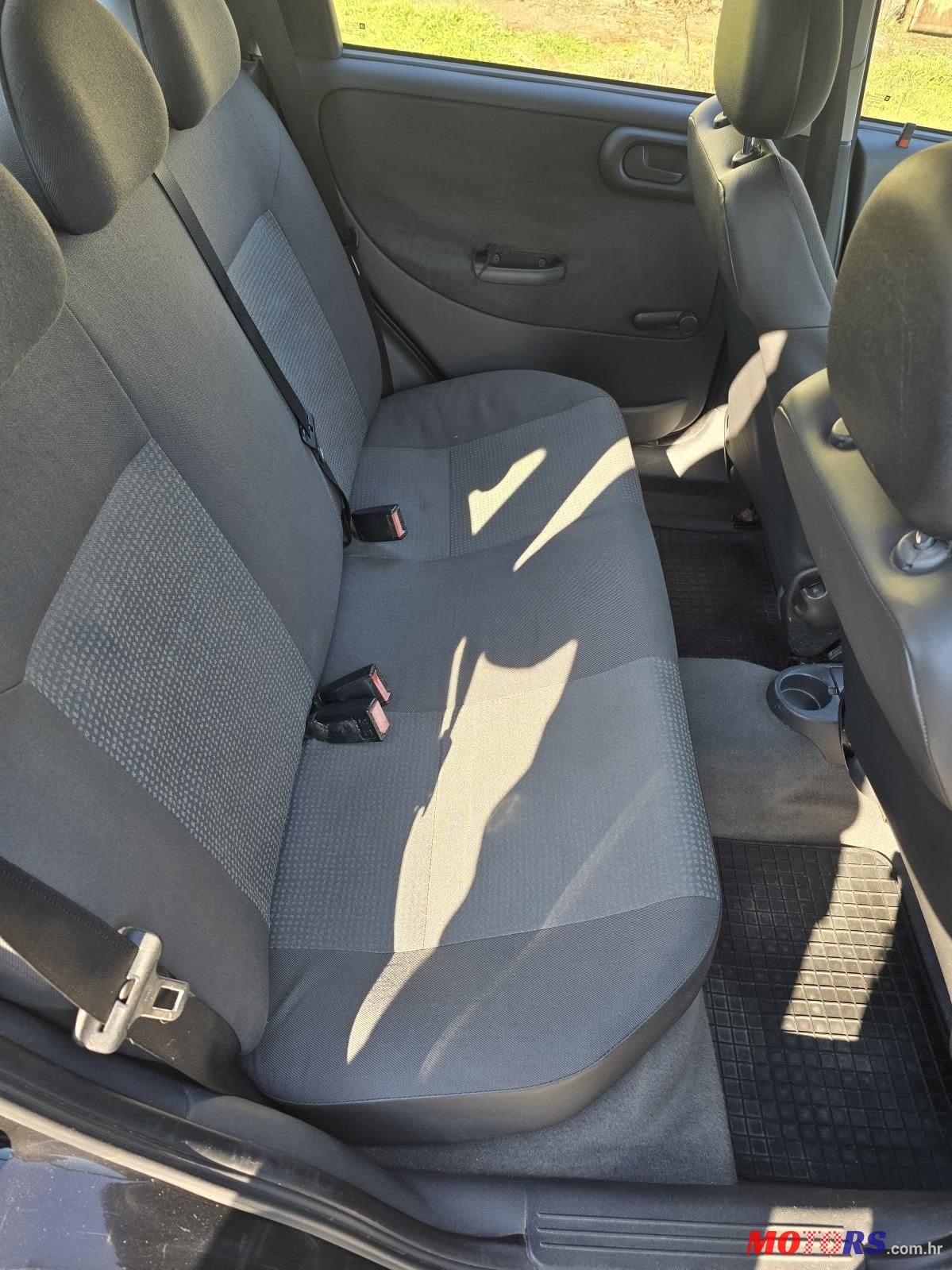 2004' Opel Corsa 1,3 Cdti photo #6