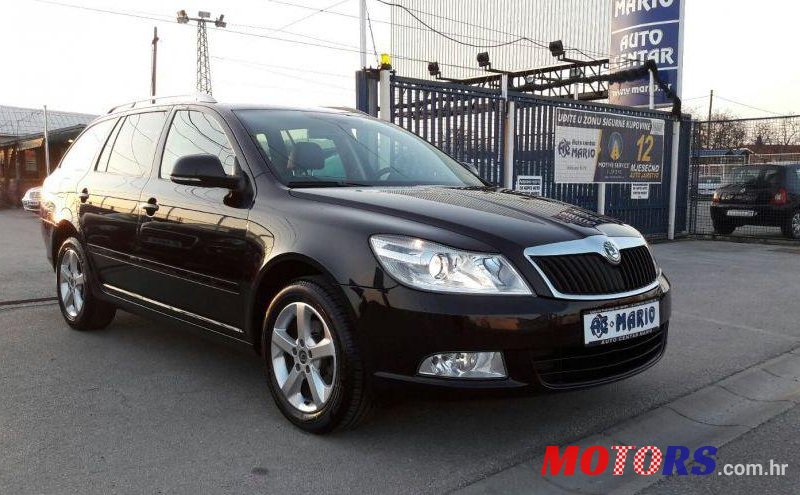 2011' Skoda Octavia Combi 1,6 Tdi photo #1