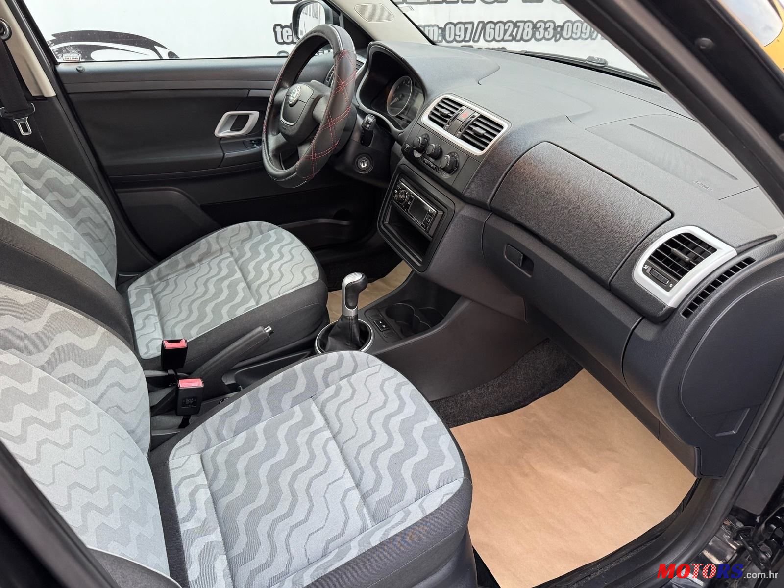 2010' Skoda Fabia 1,4 photo #6