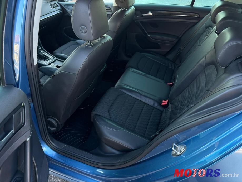 2013' Volkswagen Golf VII 2,0 Tdi Bmt photo #5