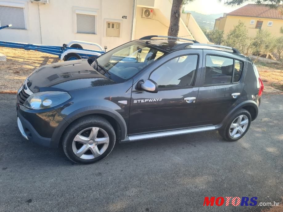2010' Dacia Sandero 1,5 Dci photo #3