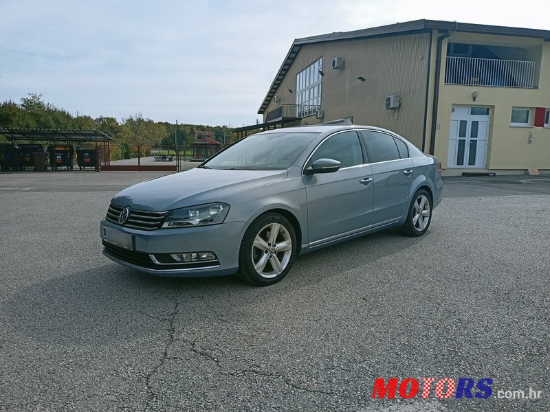 2011' Volkswagen Passat 2,0 Tdi Bmt photo #3