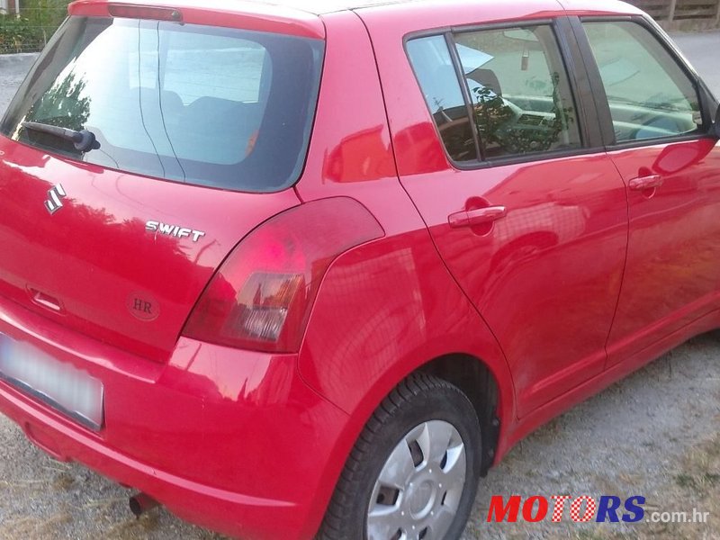 2006' Suzuki Swift 1,3 Glx photo #5