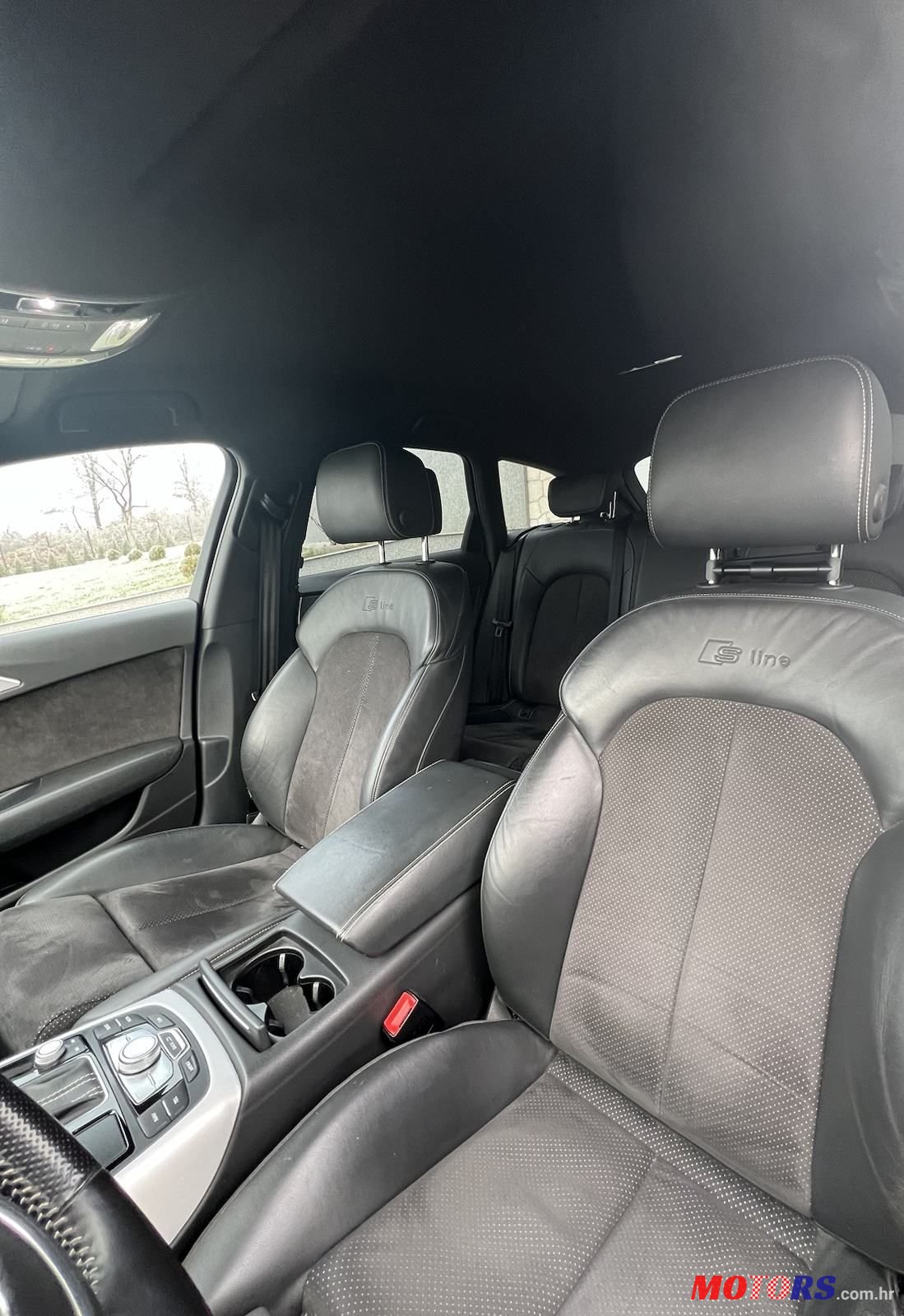 2015' Audi A6 Avant photo #5