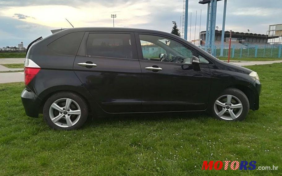 2005' Honda FR-V 1,7 I photo #1