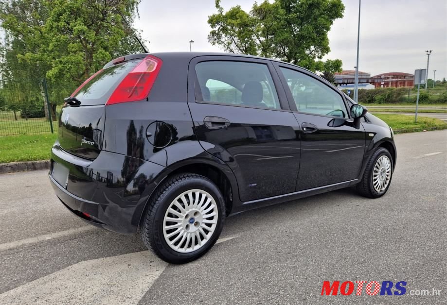 2007' Fiat Grande Punto 1,4 8V photo #5