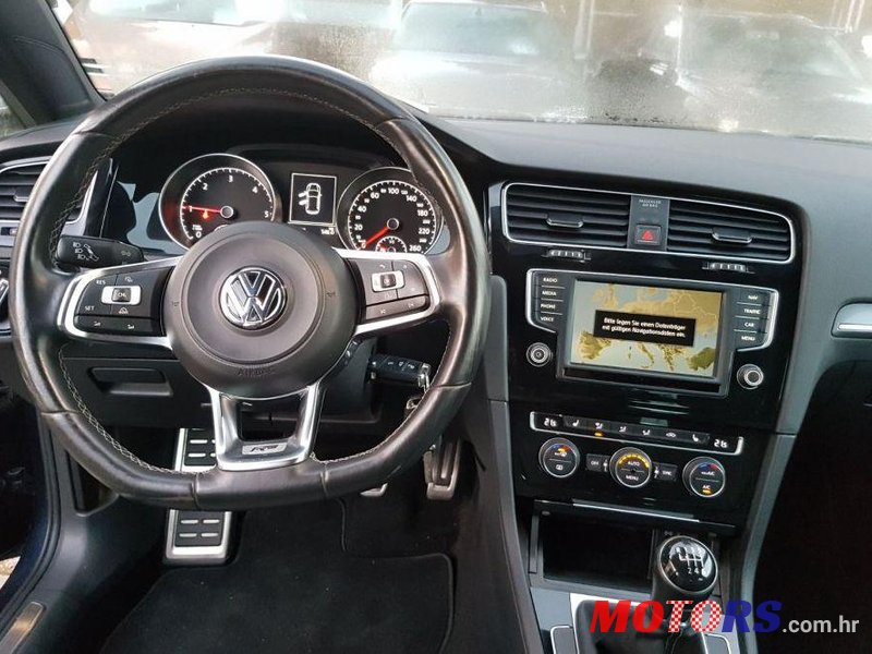 2015' Volkswagen Golf VII 2,0 Tdi Bmt photo #1