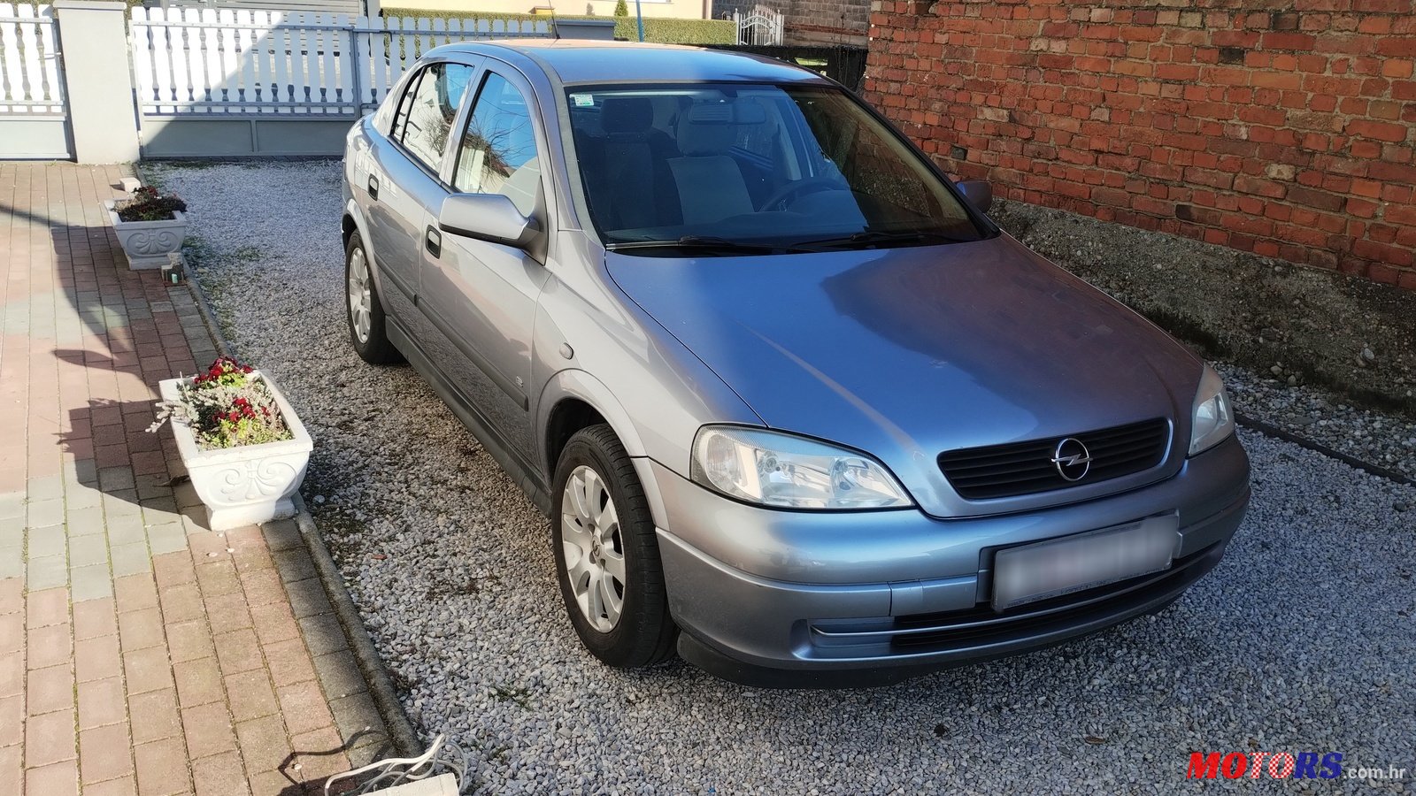 2006' Opel Astra 1.4 16v photo #3