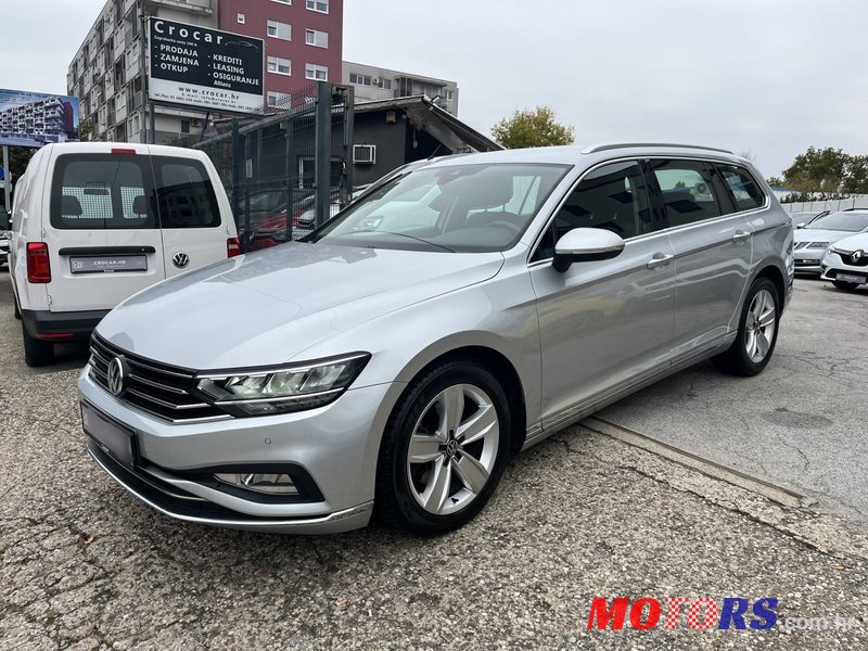 2019' Volkswagen Passat Variant photo #3