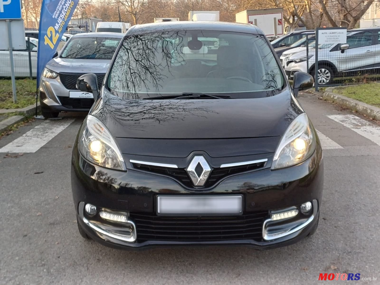 2014' Renault Scenic Dci photo #3