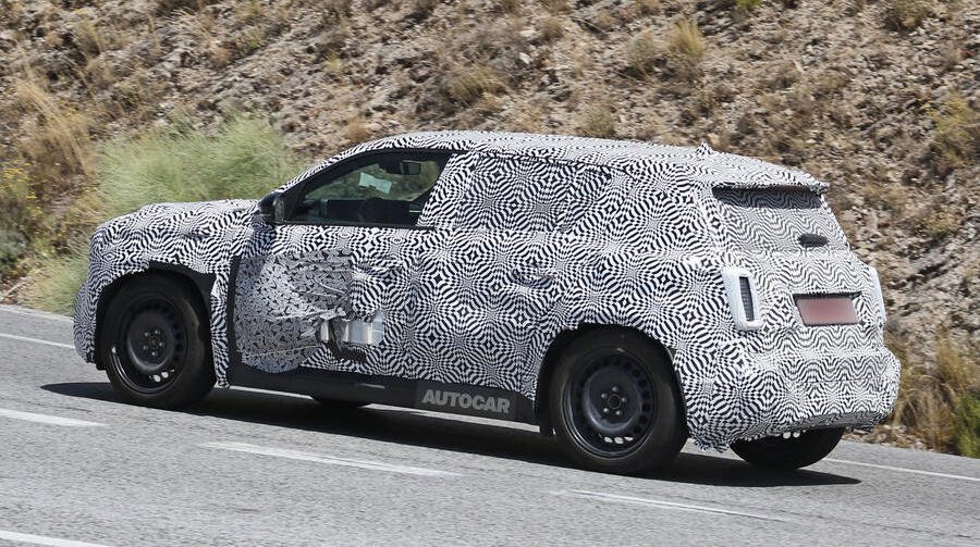 Reborn Renault 4 shows off boxy look ahead of October debut