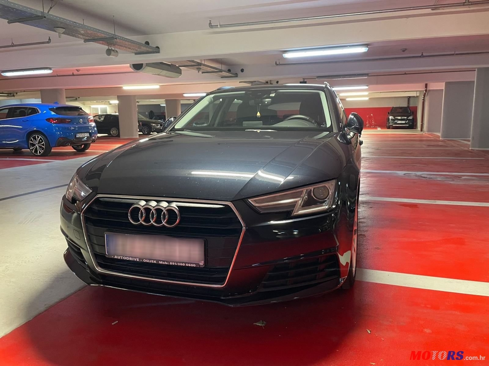 2016' Audi A4 Avant photo #1