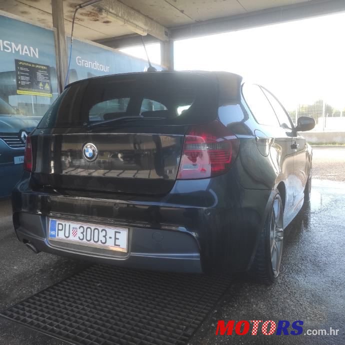 2010' BMW Serija 1 118D Sport photo #1