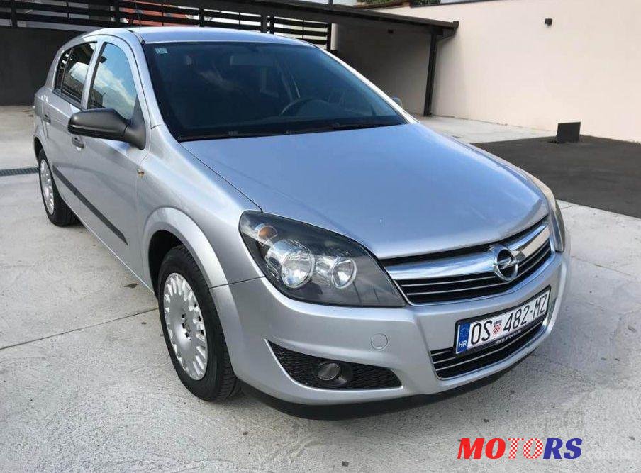 2008' Opel Astra 1,4 16V photo #1