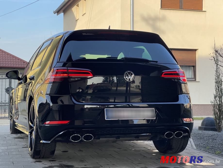 2019' Volkswagen Golf 7 2,0 R photo #2