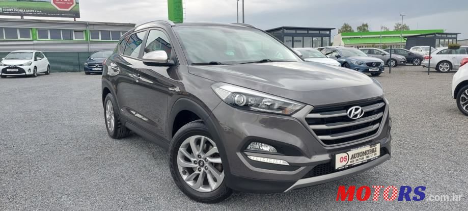 2015' Hyundai Tucson 1.7 Crdi photo #5