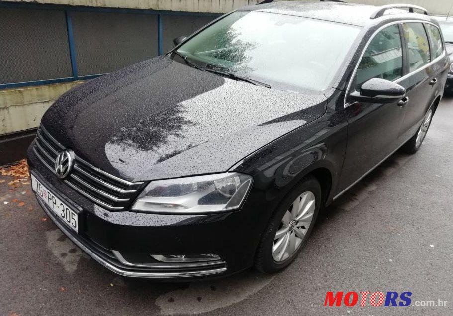 2011' Volkswagen Passat Variant 2,0 Tdi photo #1