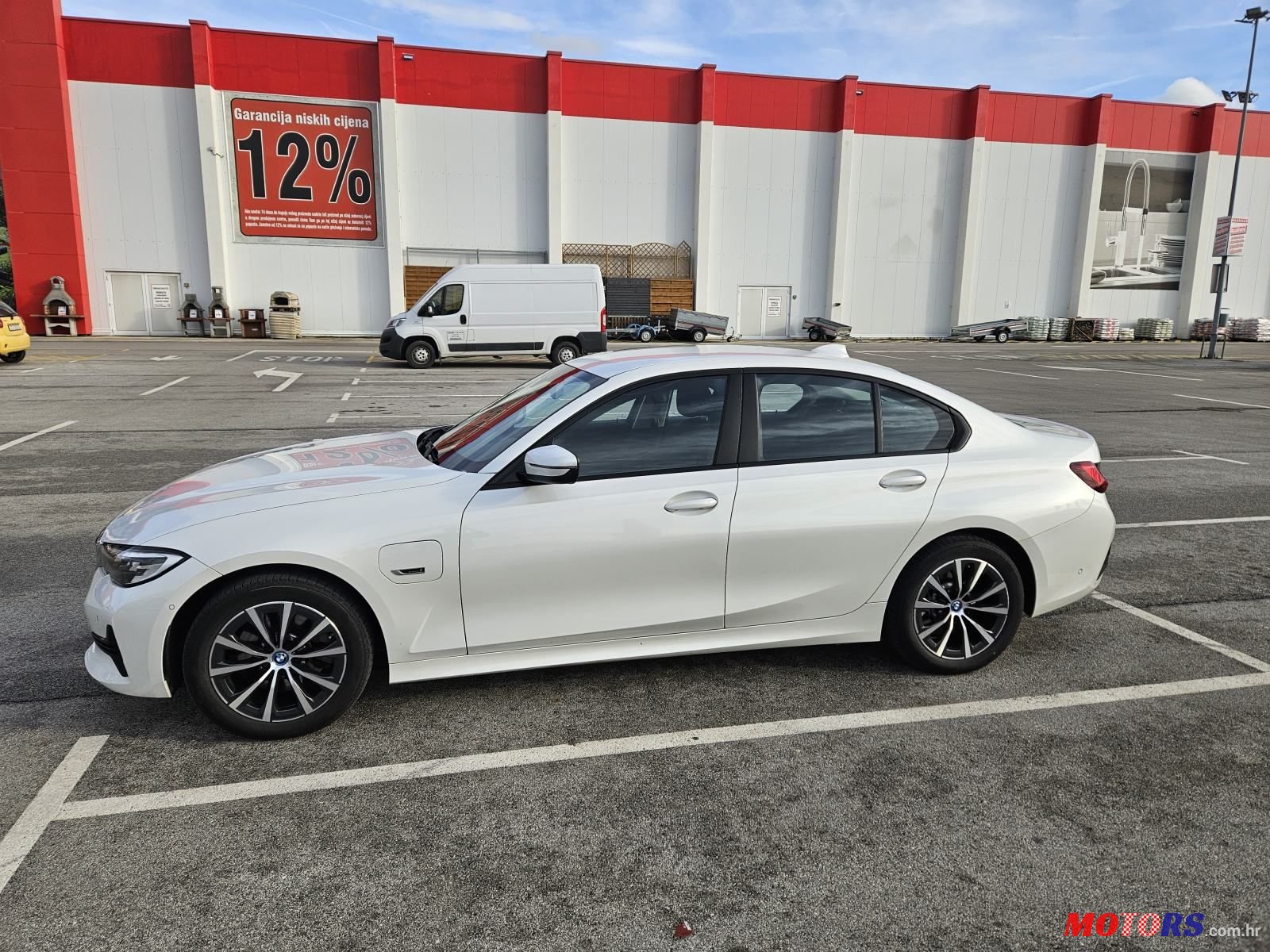 2021' BMW Serija 3 320E photo #4