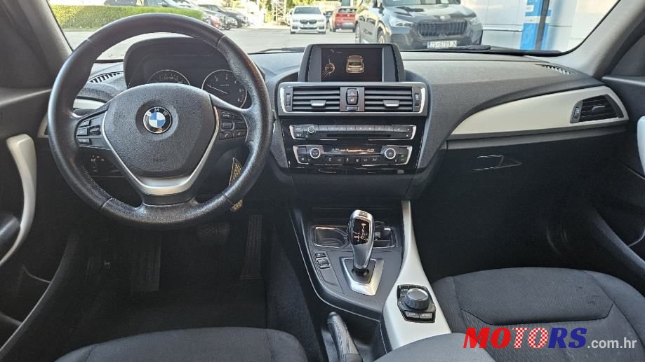 2015' BMW Serija 1 116D photo #5