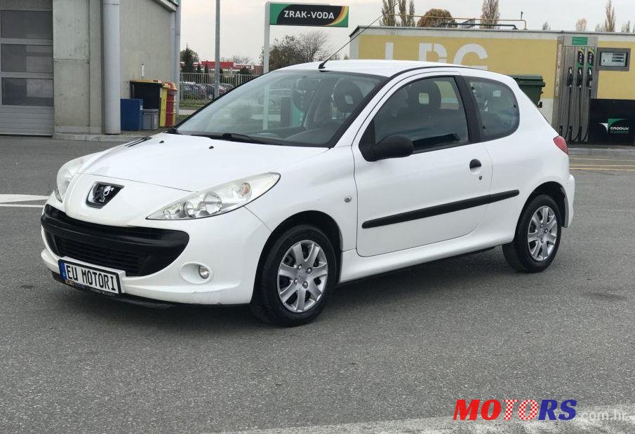 2011' Peugeot 206 1,4 Hdi photo #2