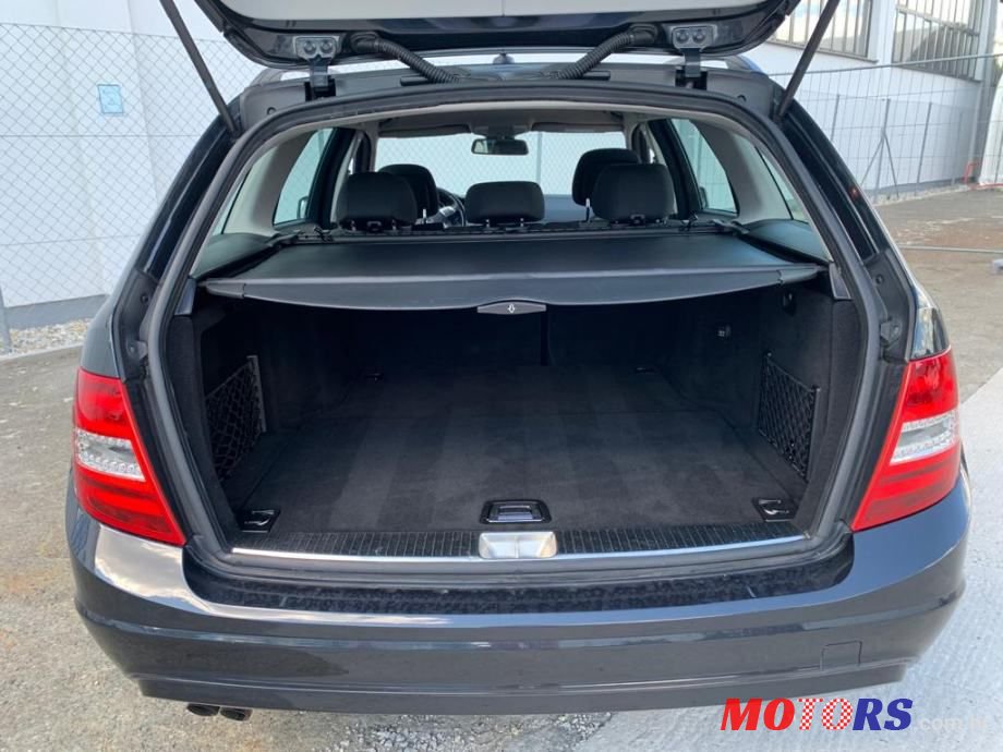 2011' Mercedes-Benz C-Klasa 180 Cdi T photo #6