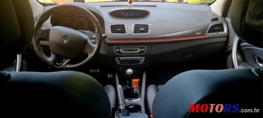 2015' Renault Megane 1.5Dci photo #2