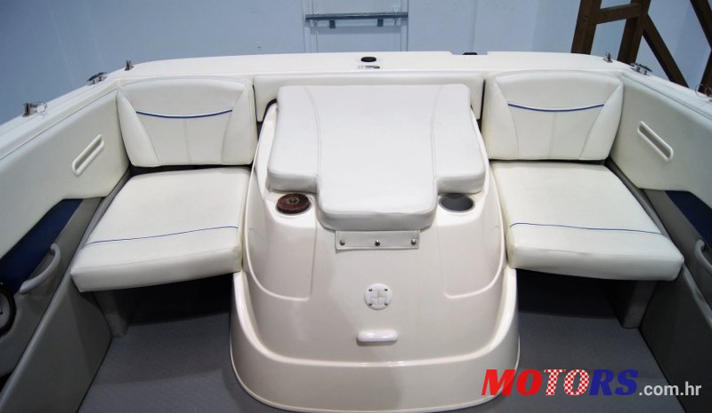 2007' Bayliner 210 Discovery photo #2