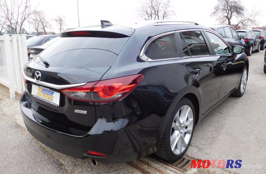 2013' Mazda 6 Sport Combi photo #3