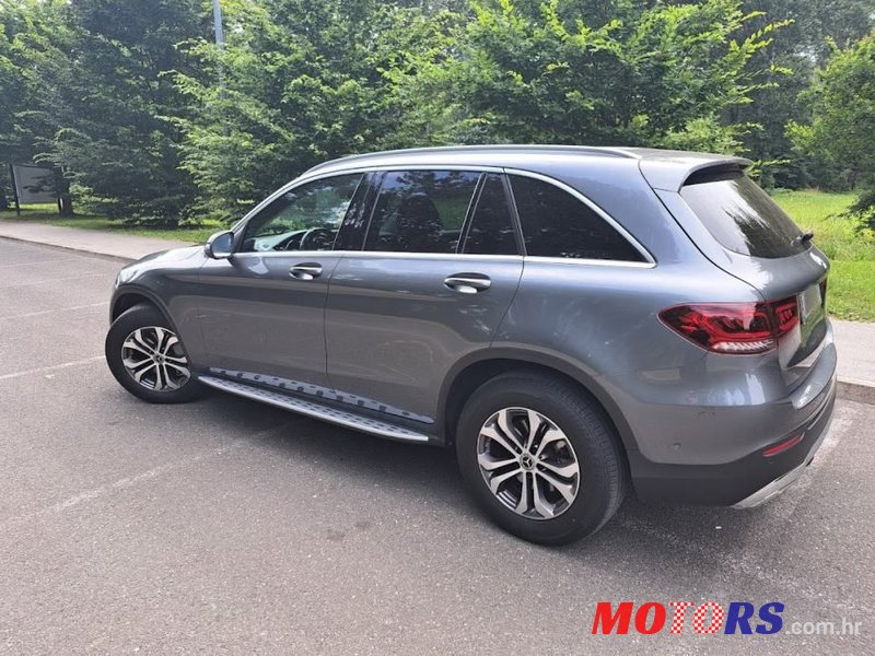 2020' Mercedes-Benz GLC 200 D photo #4