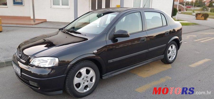 2002' Opel Astra 1,7 Dti photo #1
