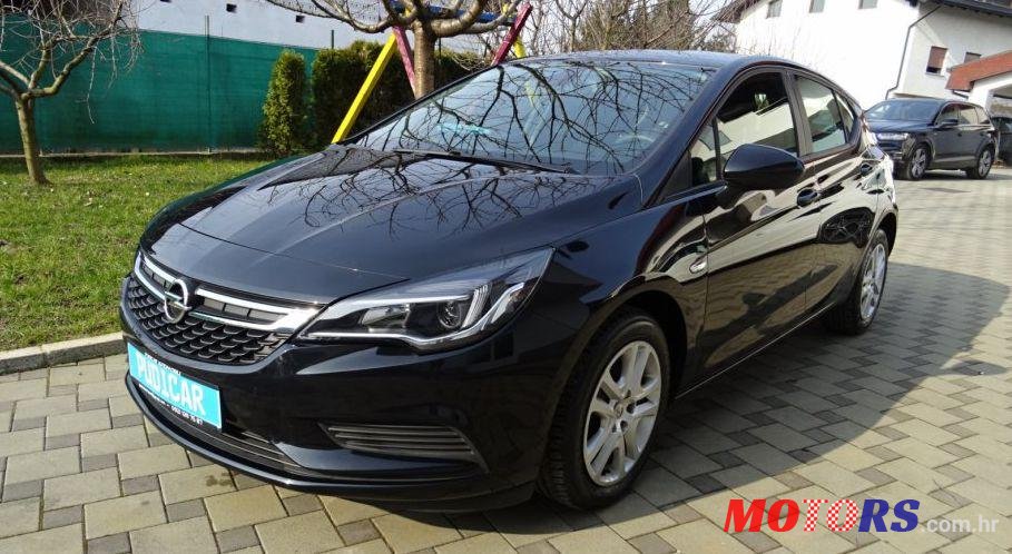 2016' Opel Astra 1.6 Cdti photo #1