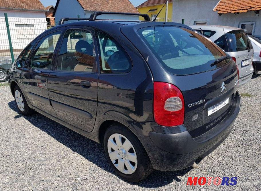 2005' Citroen Xsara Picasso photo #1