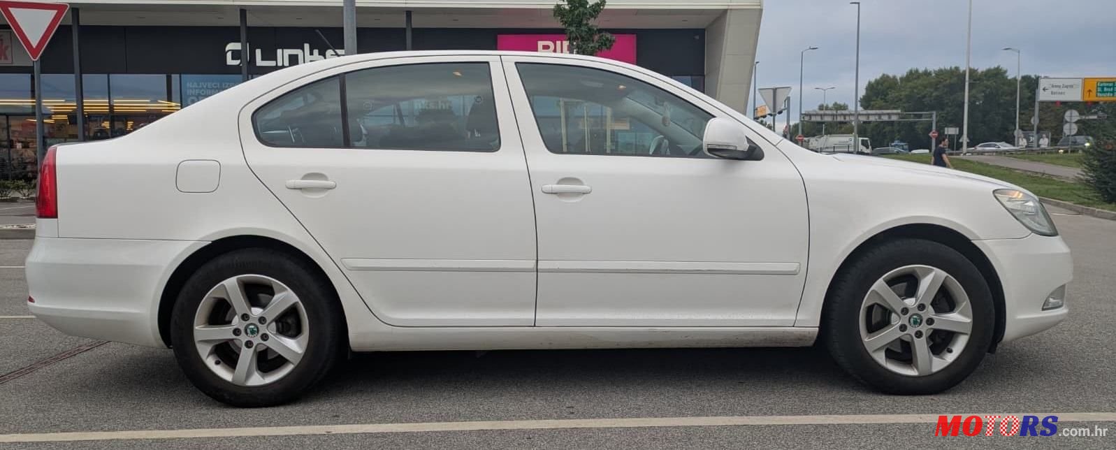 2012' Skoda Octavia 2,0 Tdi photo #3