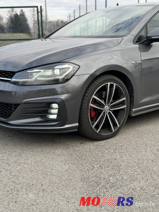 2019' Volkswagen Golf VII 2,0 Tdi photo #2
