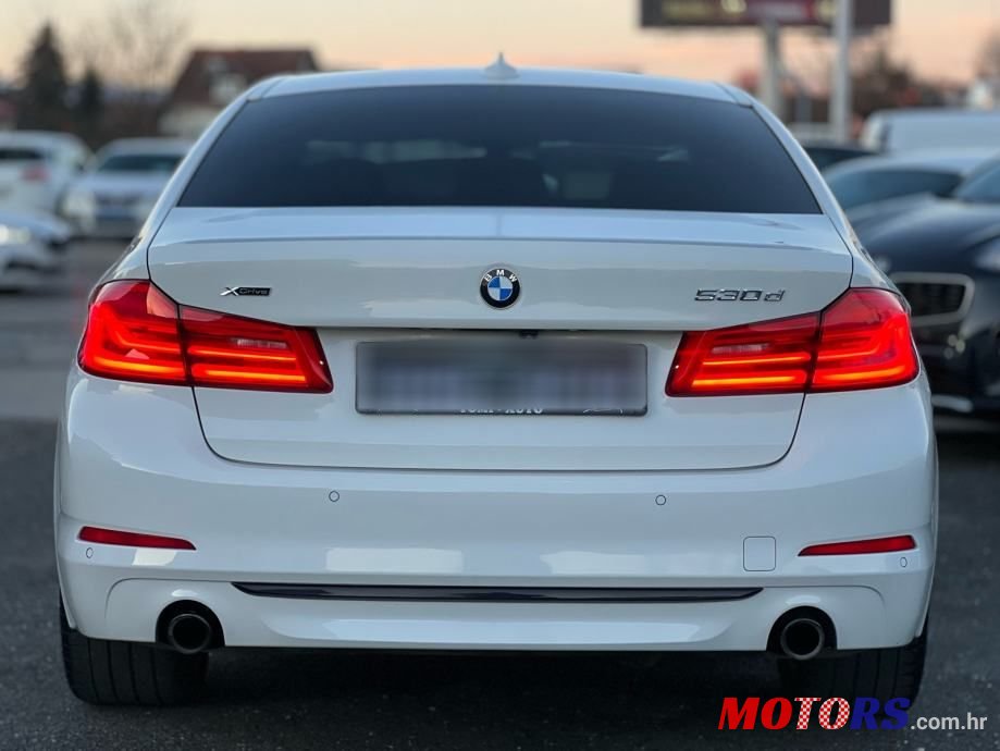 2017' BMW Serija 5 530D photo #4